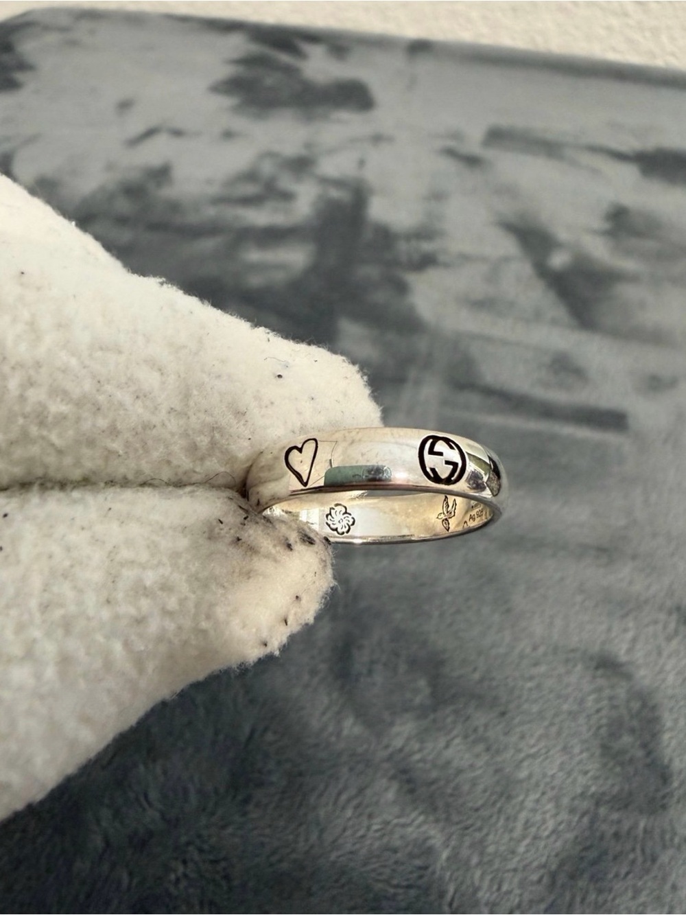 Brand New Gucci Blind for Love Sterling Silver 925 Ring Size 22 (US 10) - Picture 7 of 9